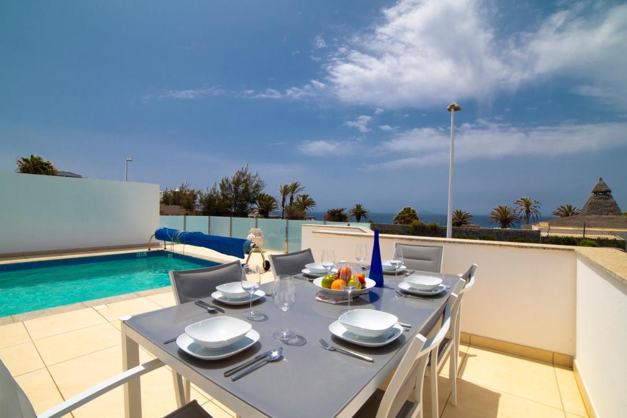 Villa Sirmione Playa Blanca  Exterior photo